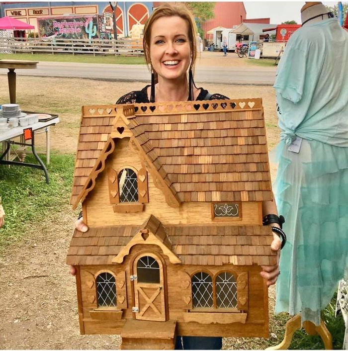 30 Times People Couldn’t Believe Their Luck In Thrift Stores, Flea Markets, And Garage Sales (New Pics) 30 Times People Couldn’t Believe Their Luck In Thrift Stores, Flea Markets, And Garage Sales (New Pics)