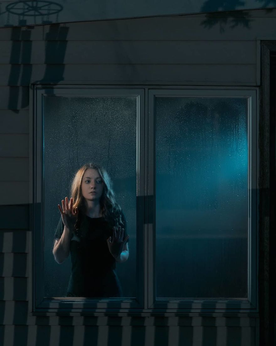 Photographer Captures Eerie Portraits That Look Like Horror Movie Posters (81 Pics) Photographer Captures Eerie Portraits That Look Like Horror Movie Posters (81 Pics)
