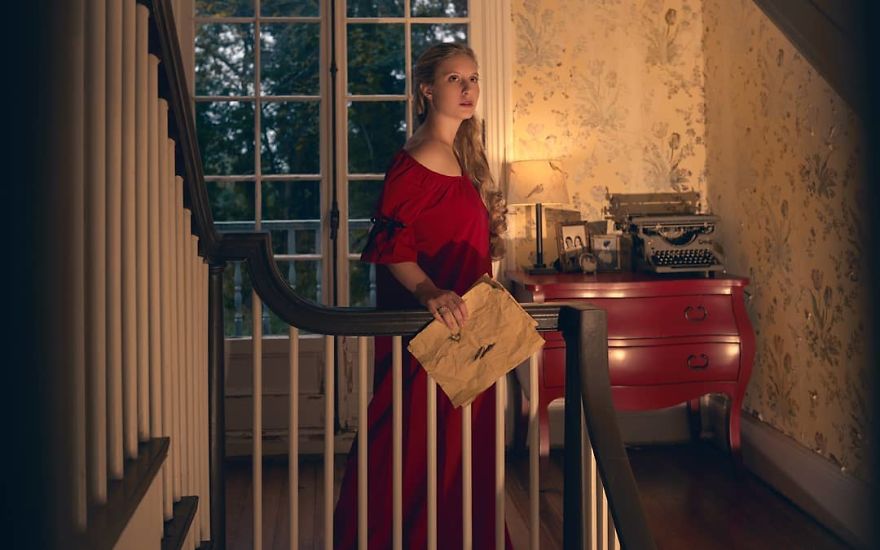 Photographer Captures Eerie Portraits That Look Like Horror Movie Posters (81 Pics) Photographer Captures Eerie Portraits That Look Like Horror Movie Posters (81 Pics)