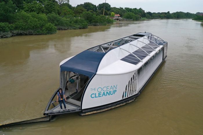 ‘Boy Genius’ Who Said He’d Make Oceans Clean Themselves Just Created Solar-Powered Barges That Clean Rivers ‘Boy Genius’ Who Said He’d Make Oceans Clean Themselves Just Created Solar-Powered Barges That Clean Rivers