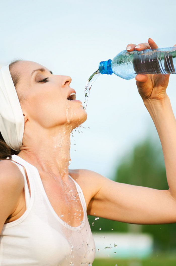 People Are Laughing At These Ridiculous Stock Images That Show Women Completely Unable To Drink Water People Are Laughing At These Ridiculous Stock Images That Show Women Completely Unable To Drink Water