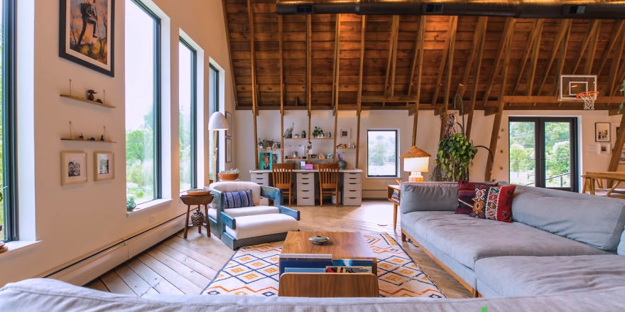 You’ve Probably Never Seen A Barn Conversion Like This Before You’ve Probably Never Seen A Barn Conversion Like This Before