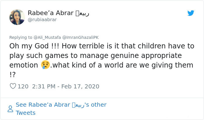 Syrian Dad Tells Daughter To Laugh When Bombs Explode In A Heartbreaking Video Syrian Dad Tells Daughter To Laugh When Bombs Explode In A Heartbreaking Video
