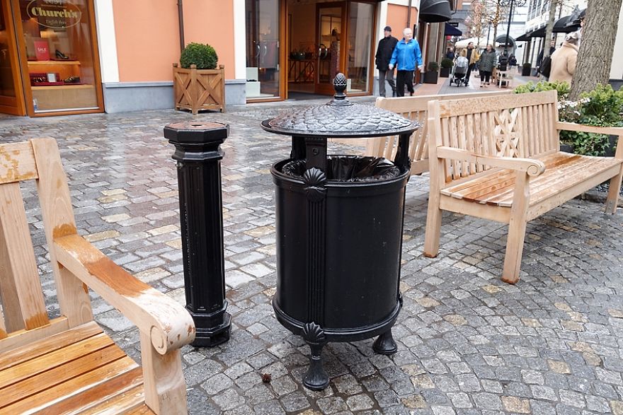 French Photographer Takes Pictures Of Street Trash Bins Around The World French Photographer Takes Pictures Of Street Trash Bins Around The World