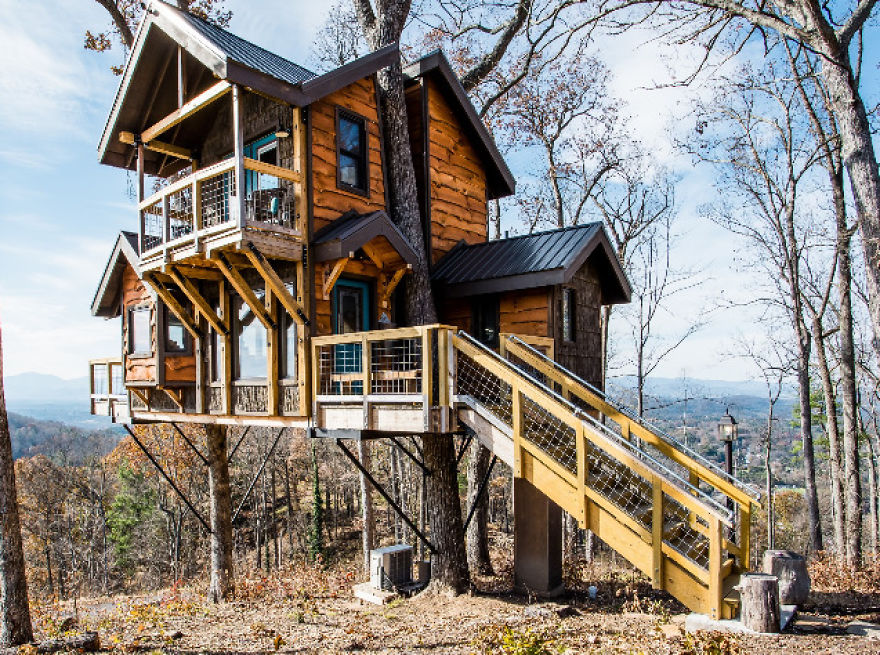 Sanctuary Treehouse Cabin With A Great View Of The Mountains Sanctuary Treehouse Cabin With A Great View Of The Mountains