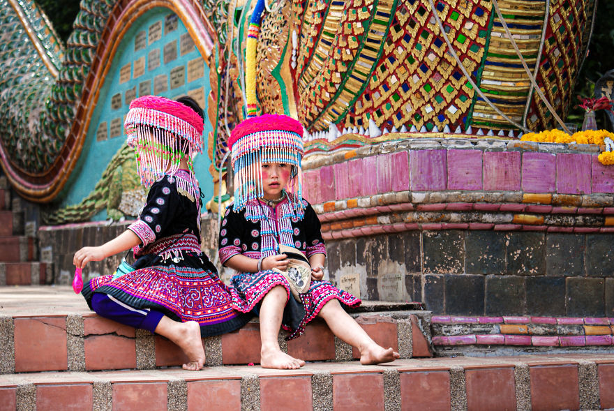 These Photographs Show The Beauty And The Drama Of Tourism In Thailand