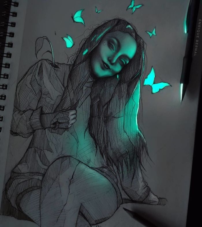 Mexican Artist Uses Unique Technique To Make His Drawings Glow, And The Result Is Mesmerizing Mexican Artist Uses Unique Technique To Make His Drawings Glow, And The Result Is Mesmerizing