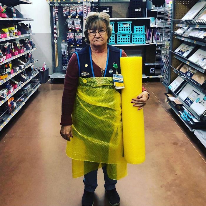 This Lady Works At Walmart, Poses With Its Products For Store’s Local FB Page And People Love Her Sense Of Humor This Lady Works At Walmart, Poses With Its Products For Store’s Local FB Page And People Love Her Sense Of Humor