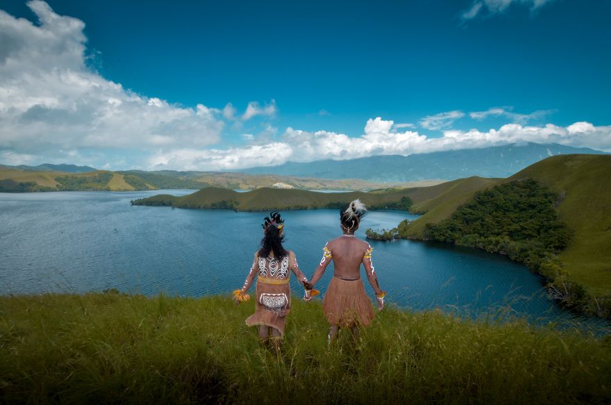 We Challenged Photographers To Show Us What Love Is And Here Are The 30 Finalists We Challenged Photographers To Show Us What Love Is And Here Are The 30 Finalists