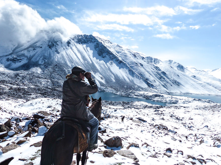 At 22 Years Old, I Came Alone In Kyrgyzstan To Meet Nomadic People In The Mountains At 22 Years Old, I Came Alone In Kyrgyzstan To Meet Nomadic People In The Mountains
