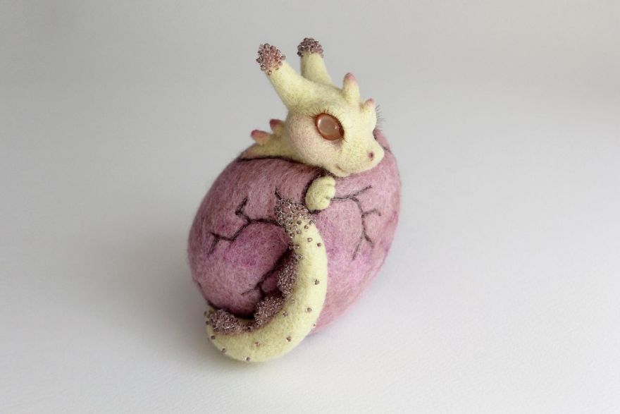 Ukrainian Artist Creates Felted Dragons To Make Your Home Cosy (15 Pics) Ukrainian Artist Creates Felted Dragons To Make Your Home Cosy (15 Pics)