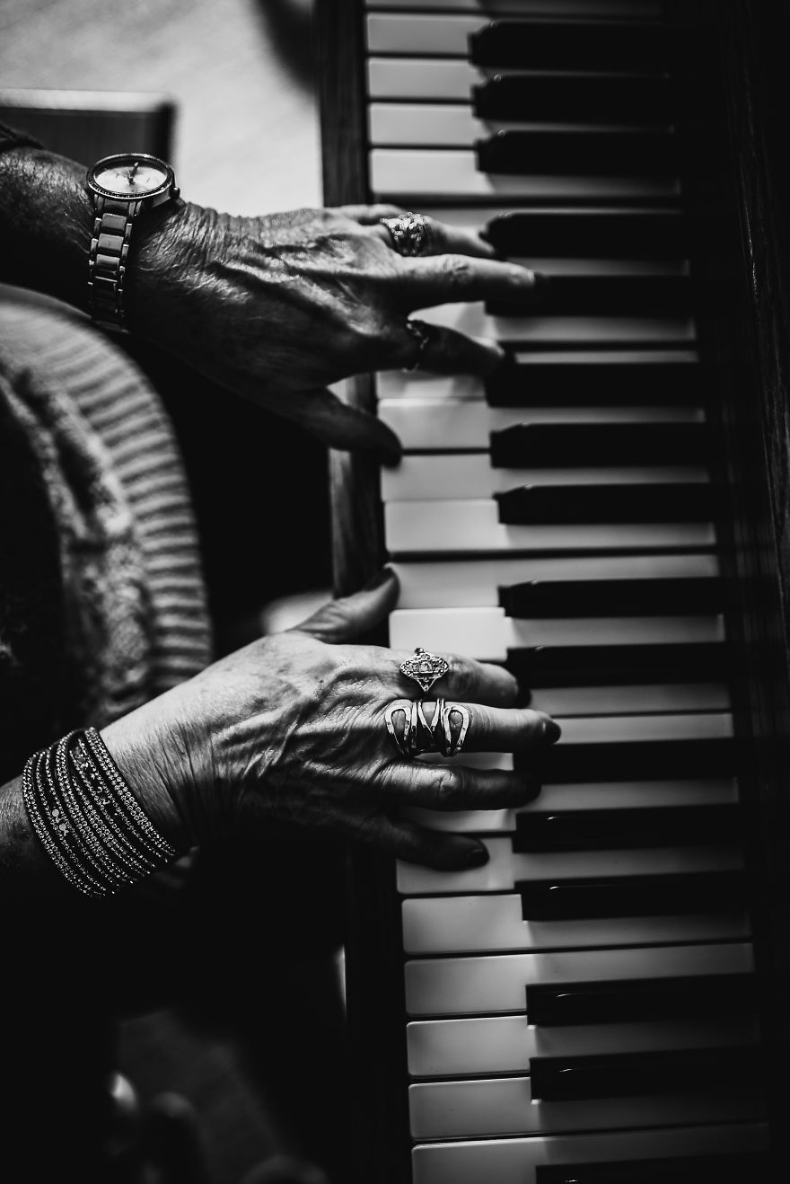 How Photography Helped Me Grieve How Photography Helped Me Grieve