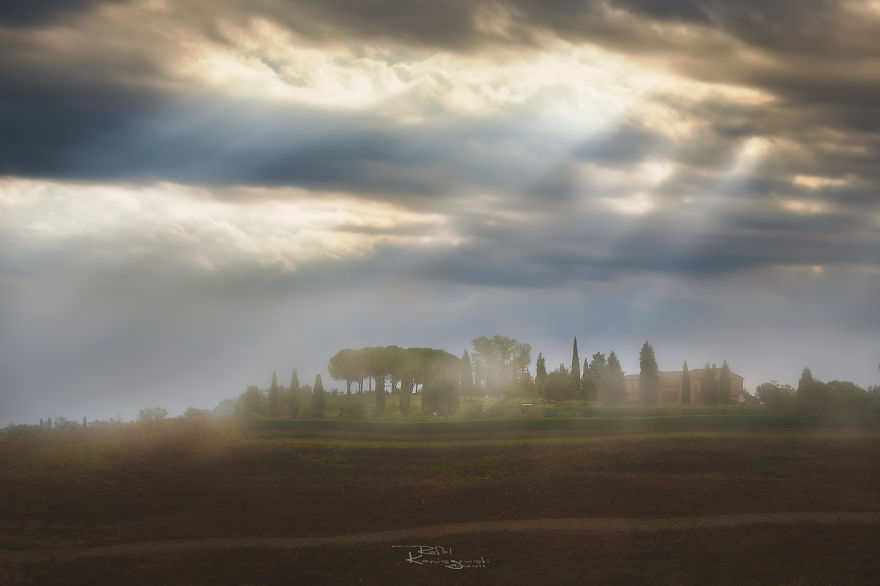 Amazing Undulating Land — Tuscany Through My Eyes Amazing Undulating Land — Tuscany Through My Eyes