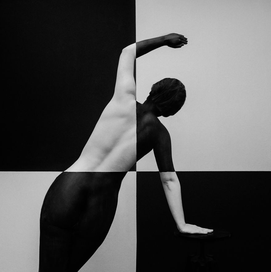 I Create An Abstract Illusion Using Only Black And White Bodypainting