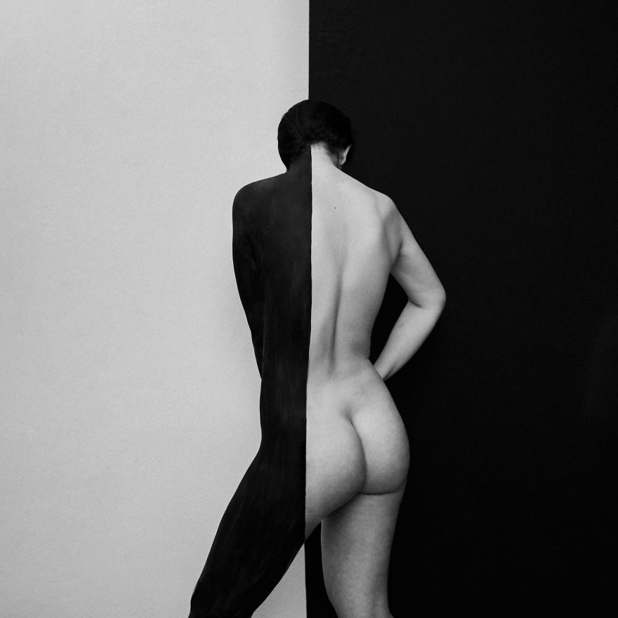 I Create An Abstract Illusion Using Only Black And White Bodypainting