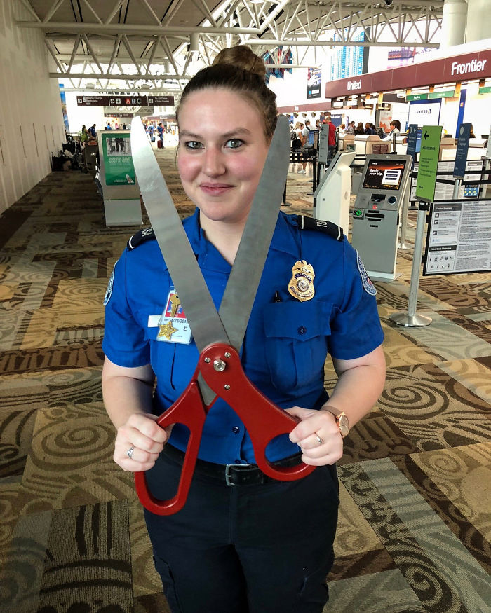 TSA Instagram Account Posts The Strangest Things They Confiscate (30 Pics) TSA Instagram Account Posts The Strangest Things They Confiscate (30 Pics)