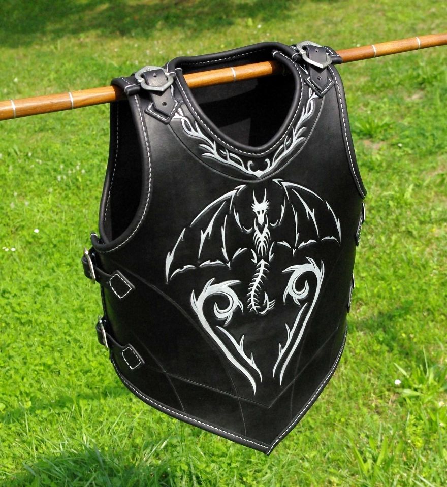 I’m Making Arts & Armor From Leather I’m Making Arts & Armor From Leather