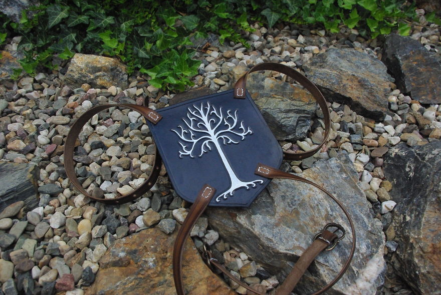 I’m Making Arts & Armor From Leather I’m Making Arts & Armor From Leather