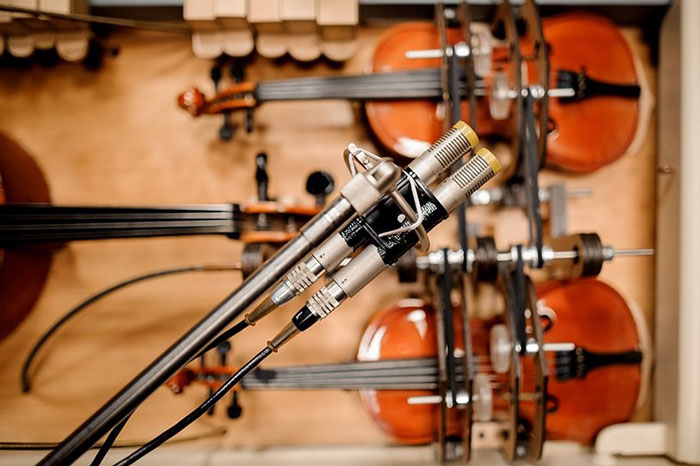 This Indie Rock Band Spent 3 Years Building An Incredible 20-Piece Hybrid Instrument To Be Played By 2 Guys This Indie Rock Band Spent 3 Years Building An Incredible 20-Piece Hybrid Instrument To Be Played By 2 Guys