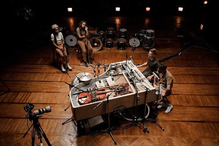 This Indie Rock Band Spent 3 Years Building An Incredible 20-Piece Hybrid Instrument To Be Played By 2 Guys This Indie Rock Band Spent 3 Years Building An Incredible 20-Piece Hybrid Instrument To Be Played By 2 Guys