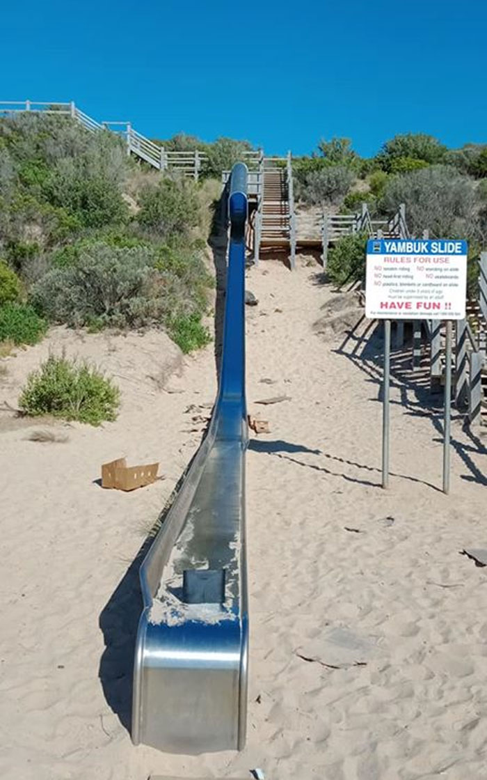 Kids Don’t Want To Go On A Family Trip, So Their Parents Take Their Modem Instead Kids Don’t Want To Go On A Family Trip, So Their Parents Take Their Modem Instead