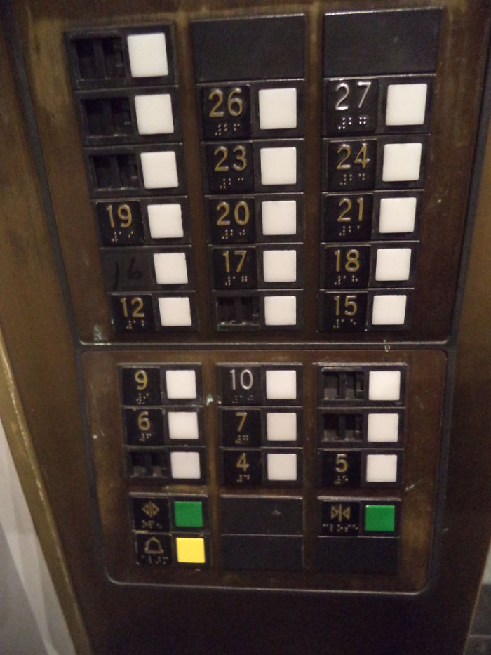 22 Pics Of Hotel Horrors From Las Vegas Shared By Visitors 22 Pics Of Hotel Horrors From Las Vegas Shared By Visitors