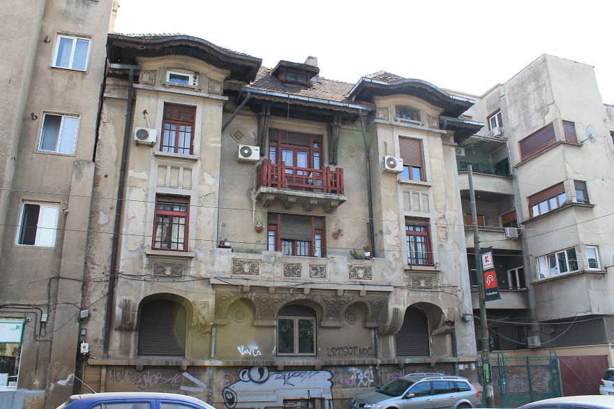 We’ve Spent A Year Making This One-Of-A-Kind Book Of Ornaments To Promote Our National Heritage We’ve Spent A Year Making This One-Of-A-Kind Book Of Ornaments To Promote Our National Heritage