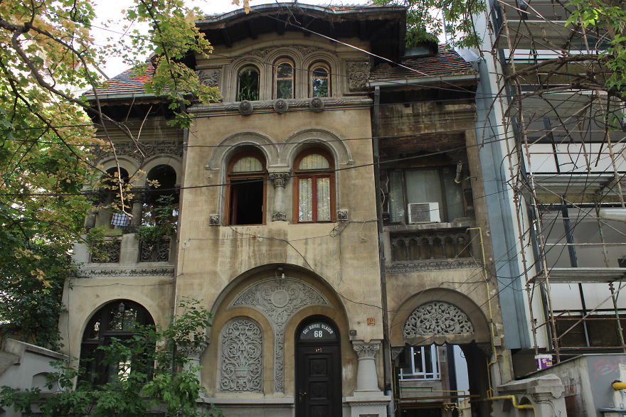 We’ve Spent A Year Making This One-Of-A-Kind Book Of Ornaments To Promote Our National Heritage We’ve Spent A Year Making This One-Of-A-Kind Book Of Ornaments To Promote Our National Heritage