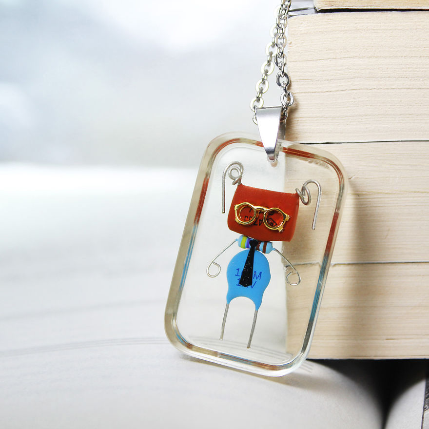 I Turned Electronic Components Into Adoptable Tiny Robots I Turned Electronic Components Into Adoptable Tiny Robots