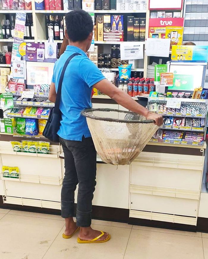 As Thailand Is Banning Plastic Bags, These 30 People Have Come Up With Awesome And Unusual Alternatives As Thailand Is Banning Plastic Bags, These 30 People Have Come Up With Awesome And Unusual Alternatives