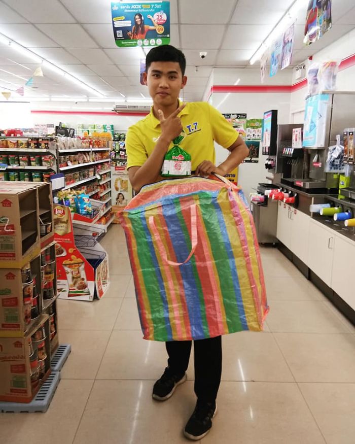 As Thailand Is Banning Plastic Bags, These 30 People Have Come Up With Awesome And Unusual Alternatives As Thailand Is Banning Plastic Bags, These 30 People Have Come Up With Awesome And Unusual Alternatives