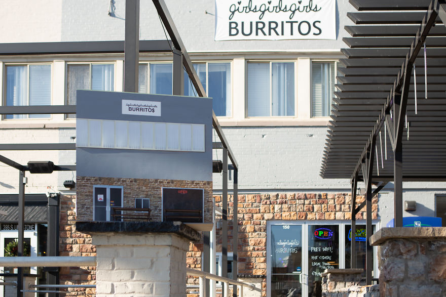 The First-Ever Food Joint For Squirrels Is Booming In Lexington, Kentucky The First-Ever Food Joint For Squirrels Is Booming In Lexington, Kentucky