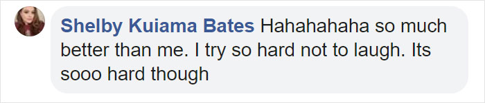 Kristen Bell Can’t Contain Herself While Her Husband Explains To Their Daughter What ‘The Middle Finger’ Means Kristen Bell Can’t Contain Herself While Her Husband Explains To Their Daughter What ‘The Middle Finger’ Means