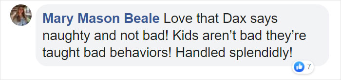 Kristen Bell Can’t Contain Herself While Her Husband Explains To Their Daughter What ‘The Middle Finger’ Means Kristen Bell Can’t Contain Herself While Her Husband Explains To Their Daughter What ‘The Middle Finger’ Means