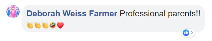 Kristen Bell Can’t Contain Herself While Her Husband Explains To Their Daughter What ‘The Middle Finger’ Means Kristen Bell Can’t Contain Herself While Her Husband Explains To Their Daughter What ‘The Middle Finger’ Means