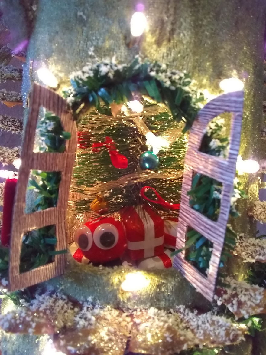 For This Christmas, I Made A Fantasy Tree Lamp