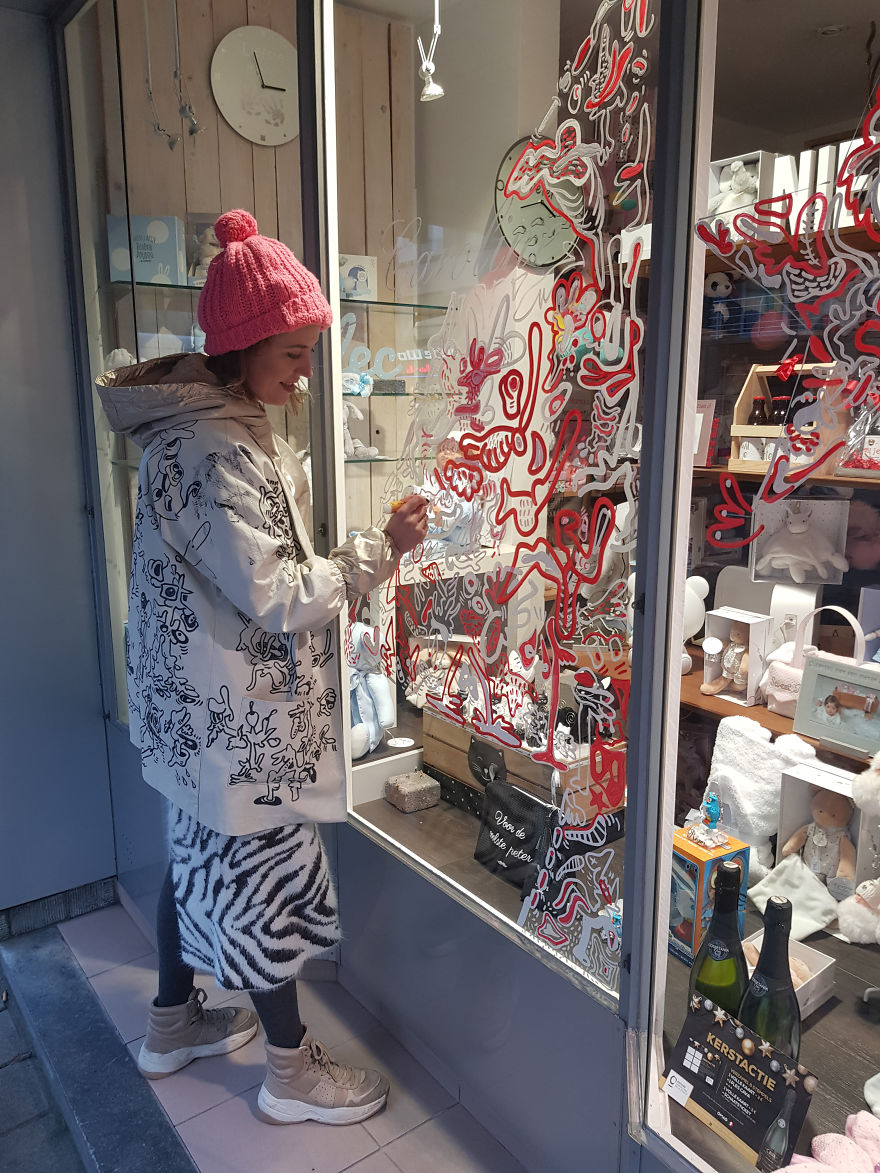 I Decorated My Hometown For Christmas With My Doodles I Decorated My Hometown For Christmas With My Doodles