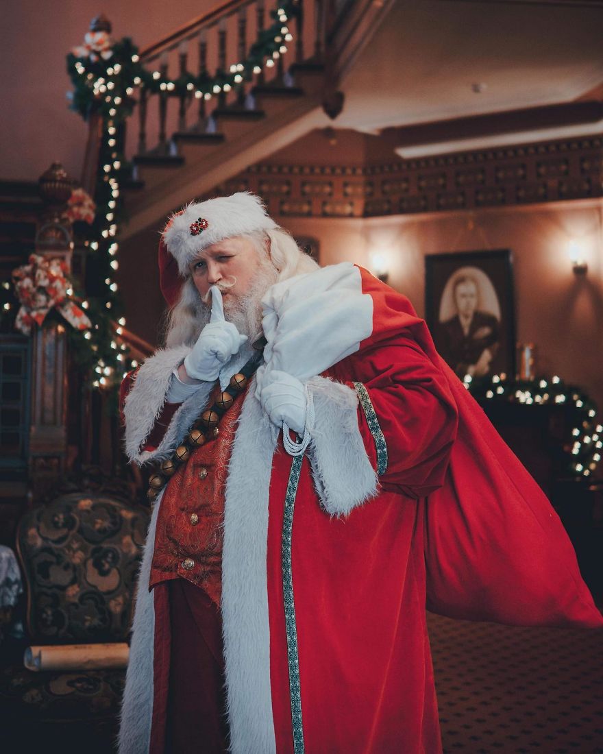 Kids Meet Santa For The First Time And It Will Warm Your Heart Kids Meet Santa For The First Time And It Will Warm Your Heart