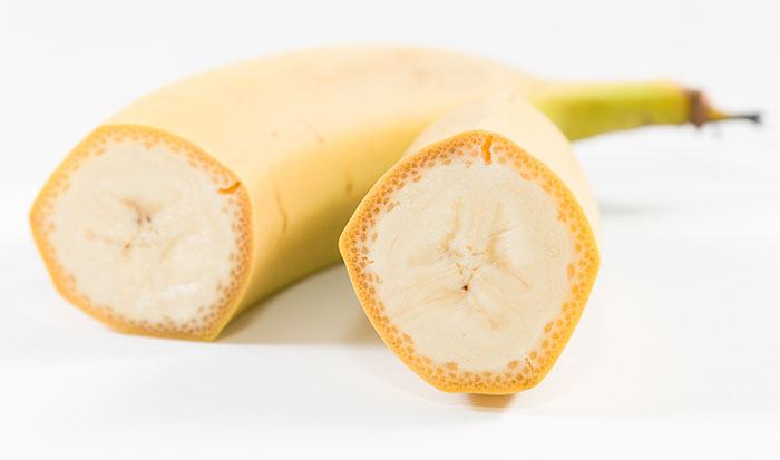 Here Are 8 Pictures Of Fruit And Vegetables Before They Were Domesticated By Humans And After Here Are 8 Pictures Of Fruit And Vegetables Before They Were Domesticated By Humans And After