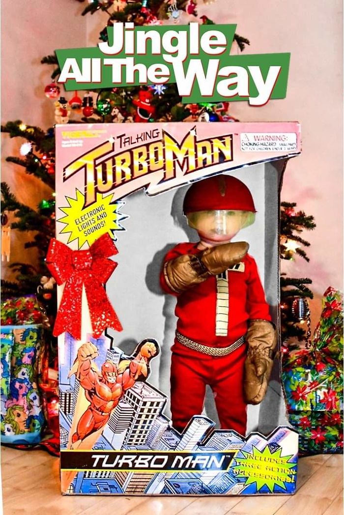 We Dress Our Kid Up In 12 Christmas Costumes We Dress Our Kid Up In 12 Christmas Costumes