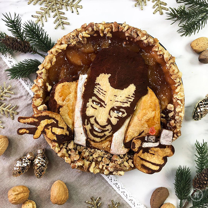 25 Pies That Look Too Good To Eat, Including A Festive Baby Yoda 25 Pies That Look Too Good To Eat, Including A Festive Baby Yoda