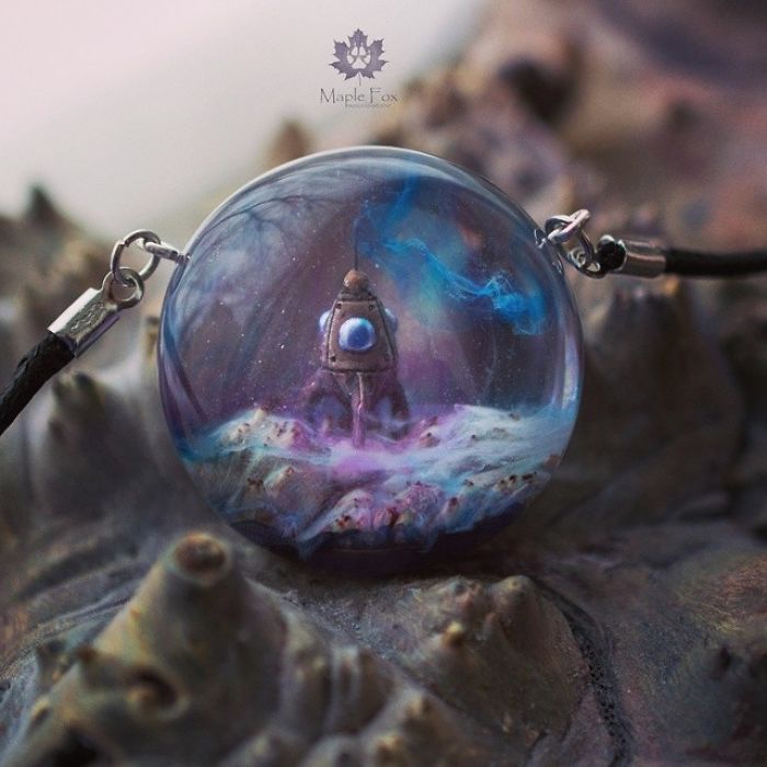 Russian Couple Places Tiny Fantasy-Inspired Worlds Into Their Jewelry And Decor Pieces (69 Pics) Russian Couple Places Tiny Fantasy-Inspired Worlds Into Their Jewelry And Decor Pieces (69 Pics)