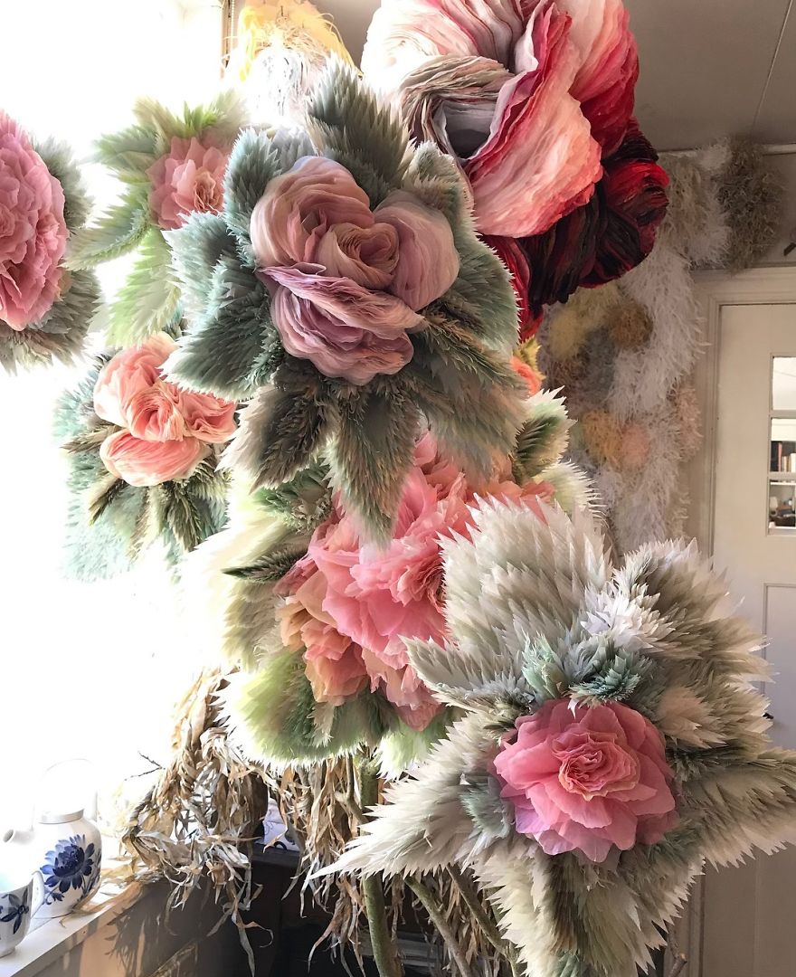 This Woman Constructs Enormous Bouquets Of Tissue Paper Flowers This Woman Constructs Enormous Bouquets Of Tissue Paper Flowers