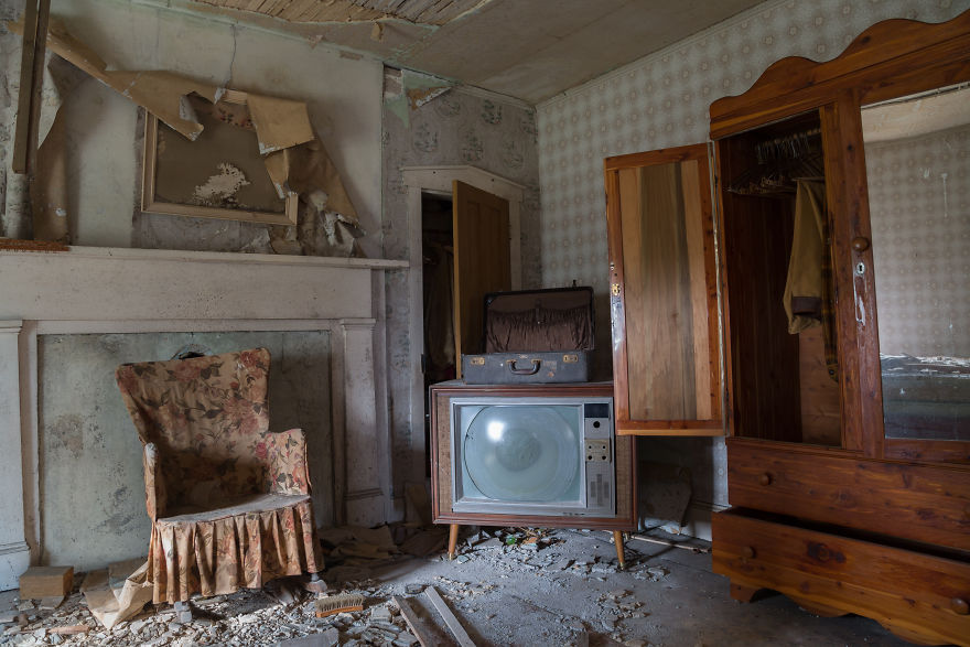This Confederate Colonel’s House Was Left Behind With All Its Belongings Still Inside (26 Pics)