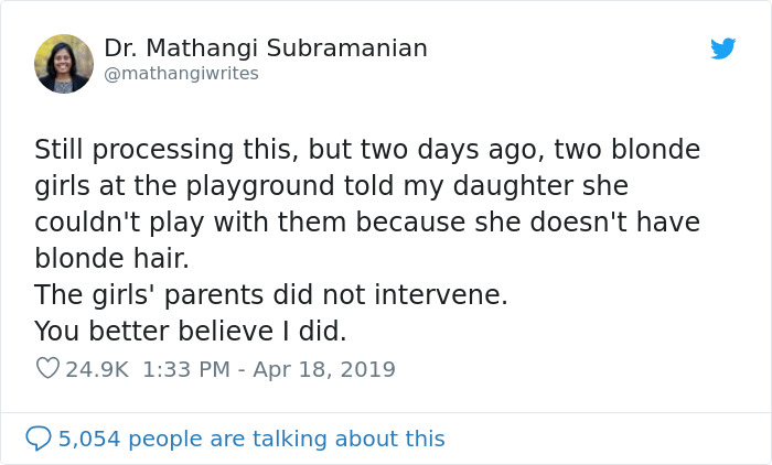 Two Blonde Girls Tell A Girl She Can’t Play With Them, Their Parents Do Nothing So The Girl’s Mom Intervenes Two Blonde Girls Tell A Girl She Can’t Play With Them, Their Parents Do Nothing So The Girl’s Mom Intervenes
