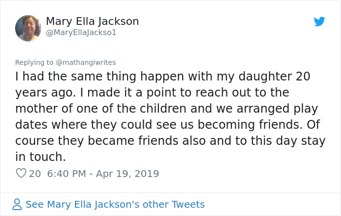 Two Blonde Girls Tell A Girl She Can’t Play With Them, Their Parents Do Nothing So The Girl’s Mom Intervenes Two Blonde Girls Tell A Girl She Can’t Play With Them, Their Parents Do Nothing So The Girl’s Mom Intervenes