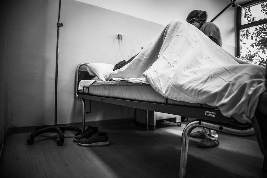 At The Front Lines, A Battle With The Coronavirus Is Fought Until The Last Breath