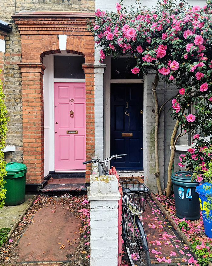These 30 Charming Front Doors Around London Look Like They’re Part Of Sets In A Wes Anderson Movie These 30 Charming Front Doors Around London Look Like They’re Part Of Sets In A Wes Anderson Movie