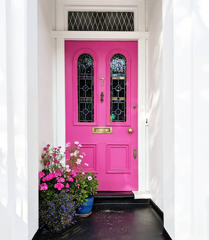These 30 Charming Front Doors Around London Look Like They’re Part Of Sets In A Wes Anderson Movie These 30 Charming Front Doors Around London Look Like They’re Part Of Sets In A Wes Anderson Movie