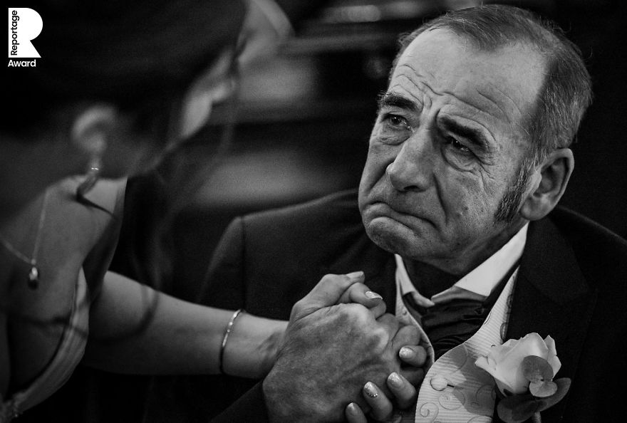 Here Are 22 Of The Best Unstaged Wedding Photographs Photographers Submitted For Our Contest